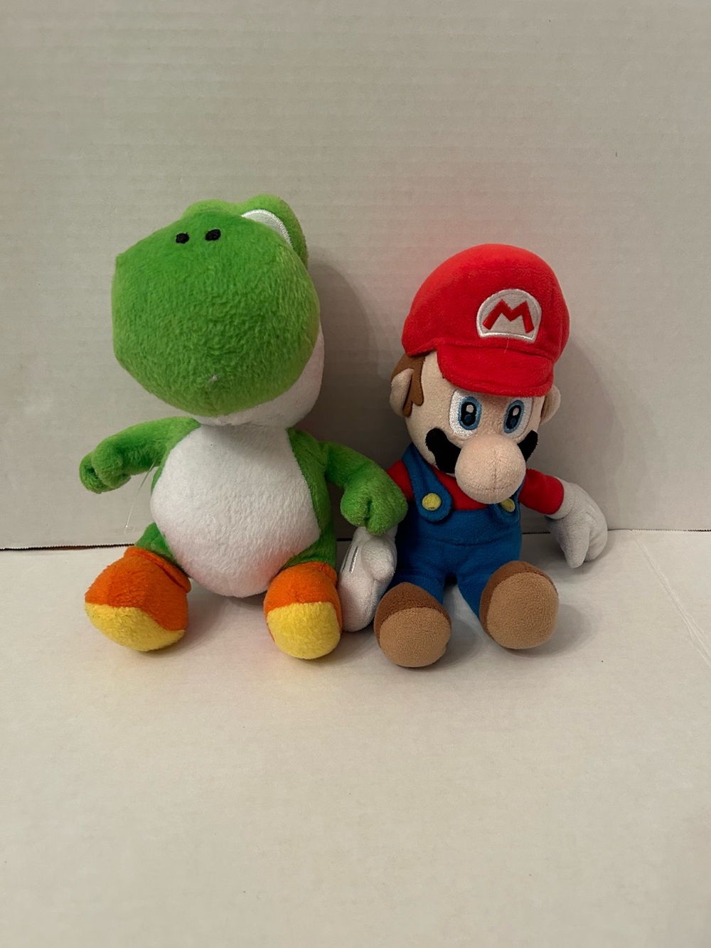 Nintendo Mario & Yoshi Plush Duo - Red, Green, Orange, Yellow, Blue, Brown